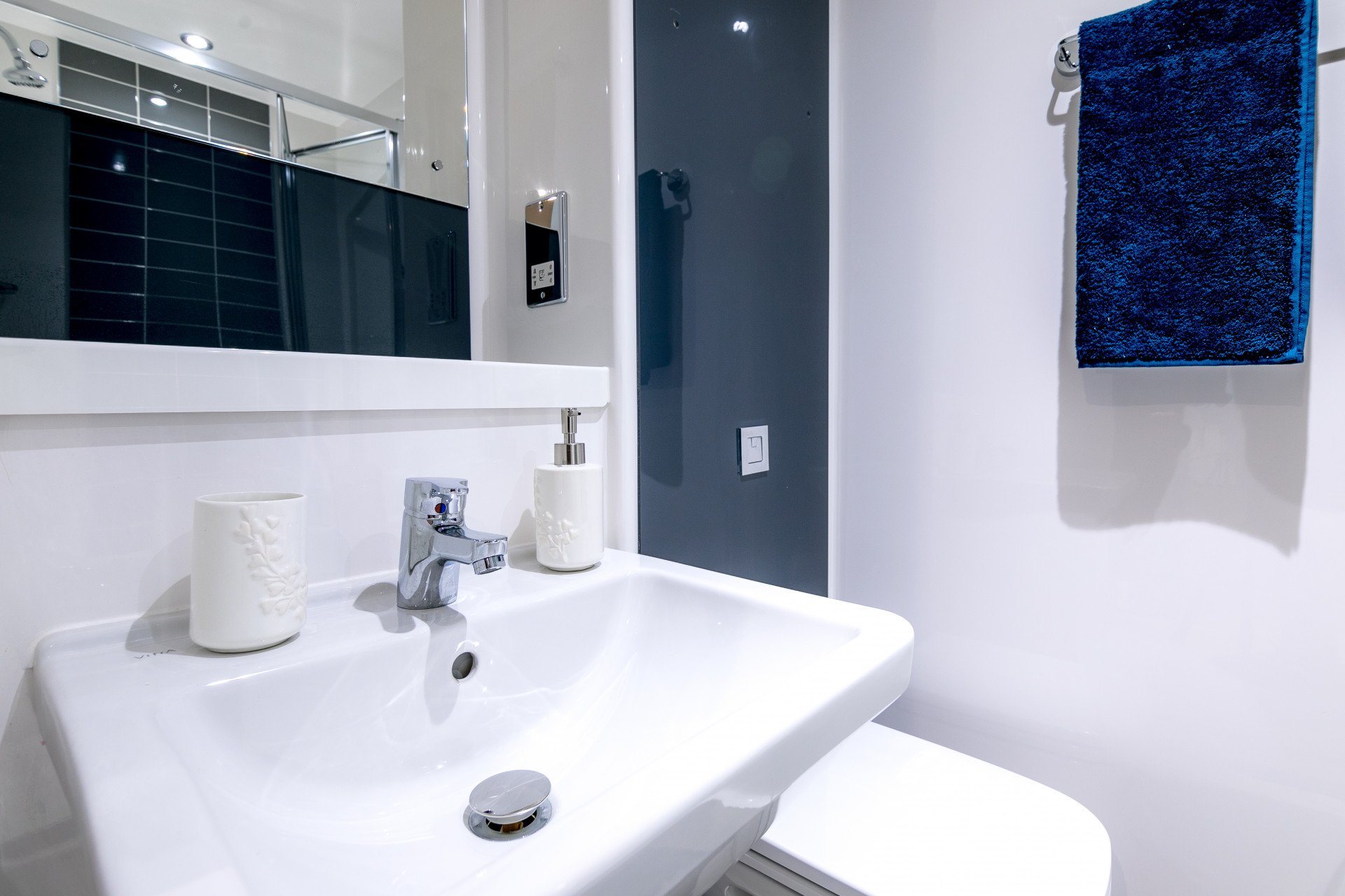  Deluxe Studio  -  79 Silver Street  - Gallery -  5