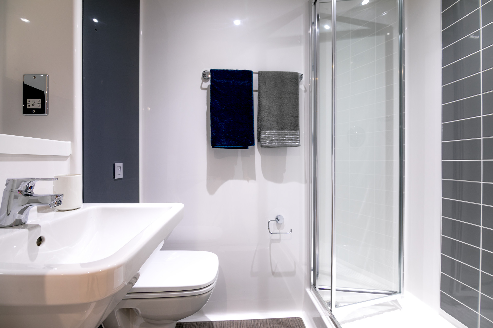  Deluxe Studio  -  79 Silver Street  - Gallery -  10