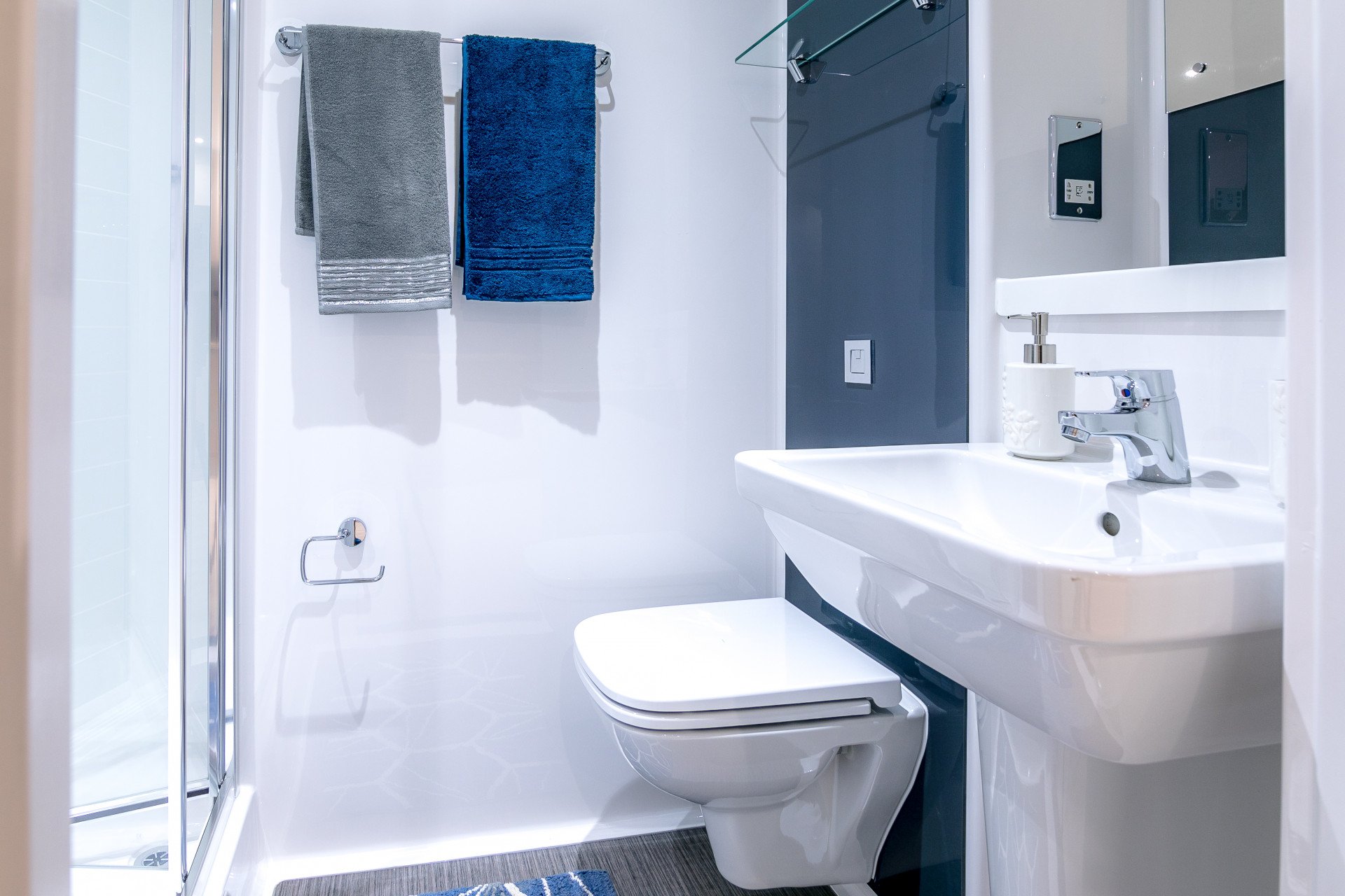  Super Deluxe Studio  -  79 Silver Street  - Gallery -  5