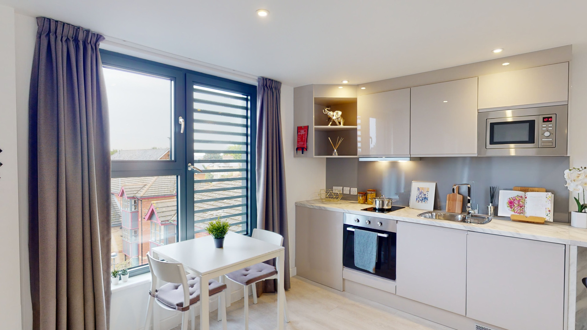  Super Deluxe Studio  -  79 Silver Street  - Gallery -  15