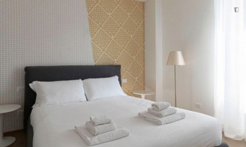 Cosy 1-bedroom apartment near Garibaldi FS metro station