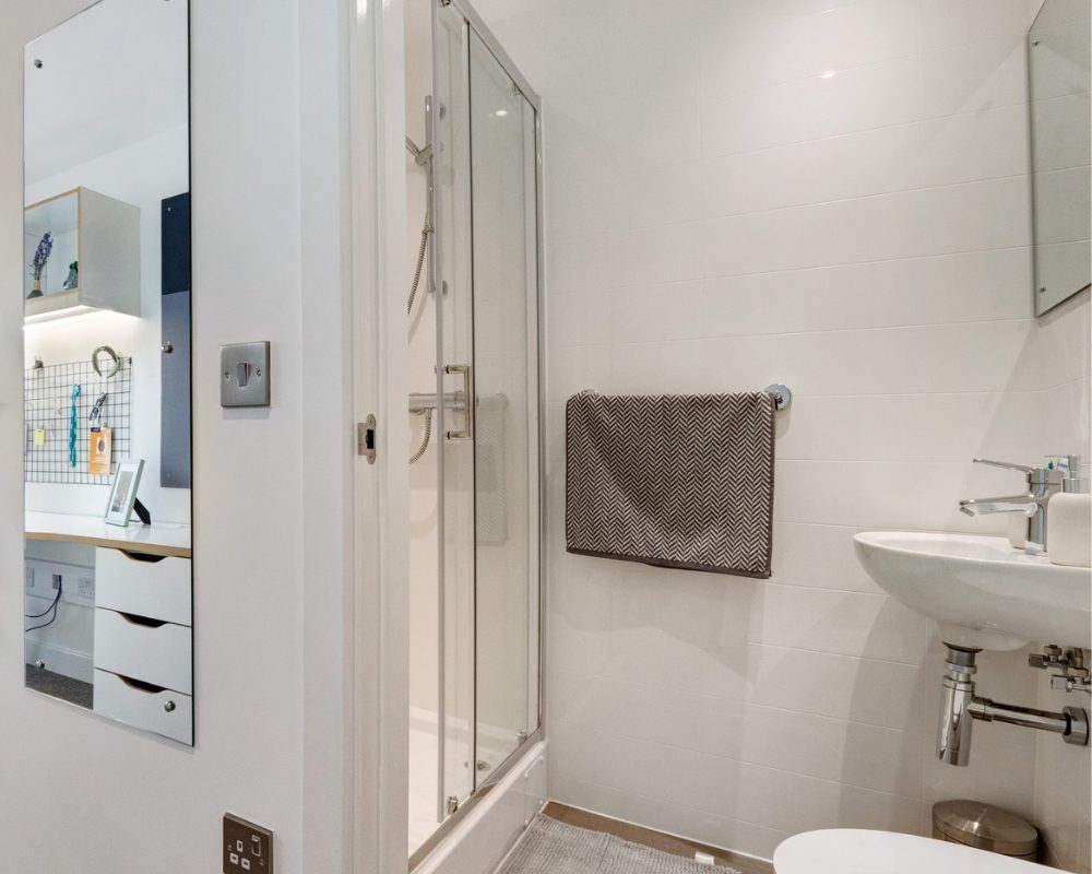  Deluxe En-Suite  -  27 Magdalen Street  - Gallery -  3