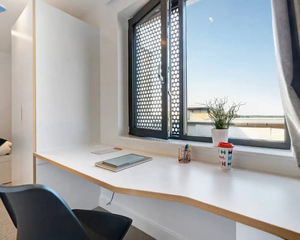  Platinum Plus En-Suite  -  27 Magdalen Street  - Gallery -  2