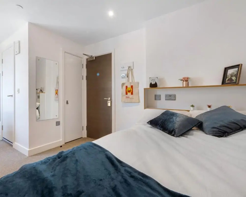  Platinum Plus En-Suite  -  27 Magdalen Street  - Gallery -  1