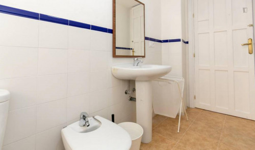 Amazing double room in the center of Granada