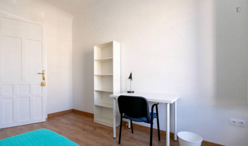 Cool double bedroom near to Puerta de Elvira - Gallery - 19