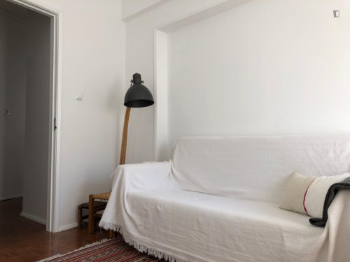 Bedroom in 4-bedroom apartment  - Gallery -  5
