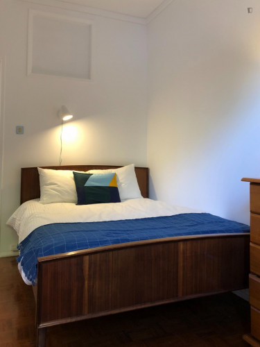 Bedroom in 4-bedroom apartment