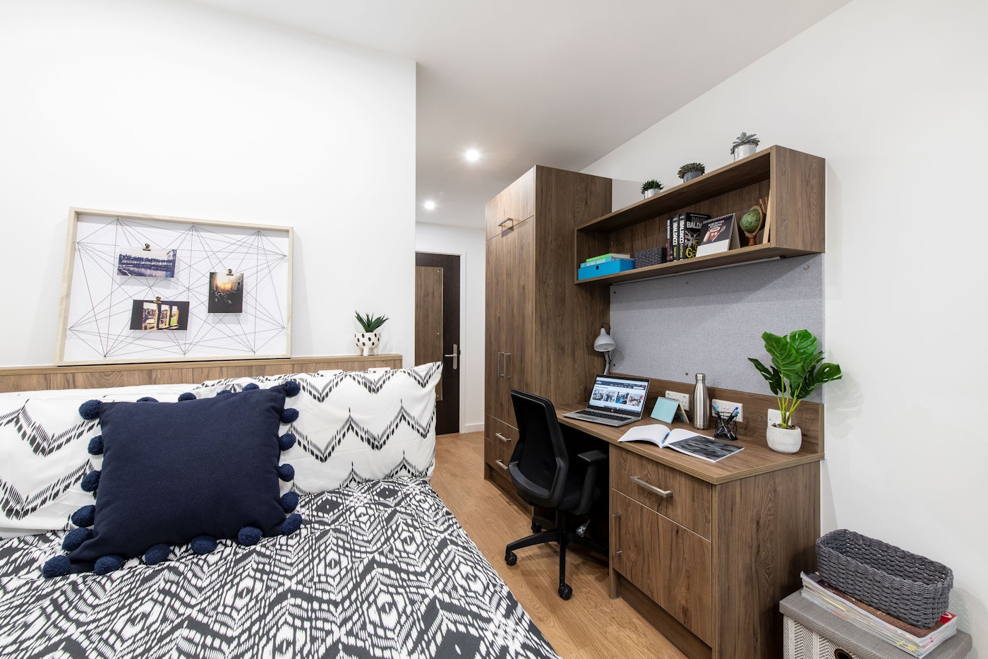  En-Suite Silver  -  The Oaks  - Gallery -  1