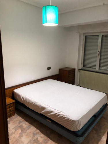 Homely double bedroom with private salon near La Alamedilla train station