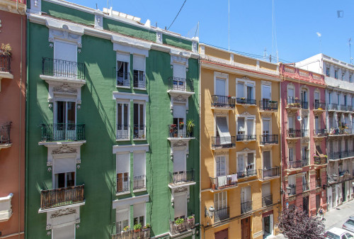 Economic 3-bedroom apartment near Alicante train station - Gallery - 9
