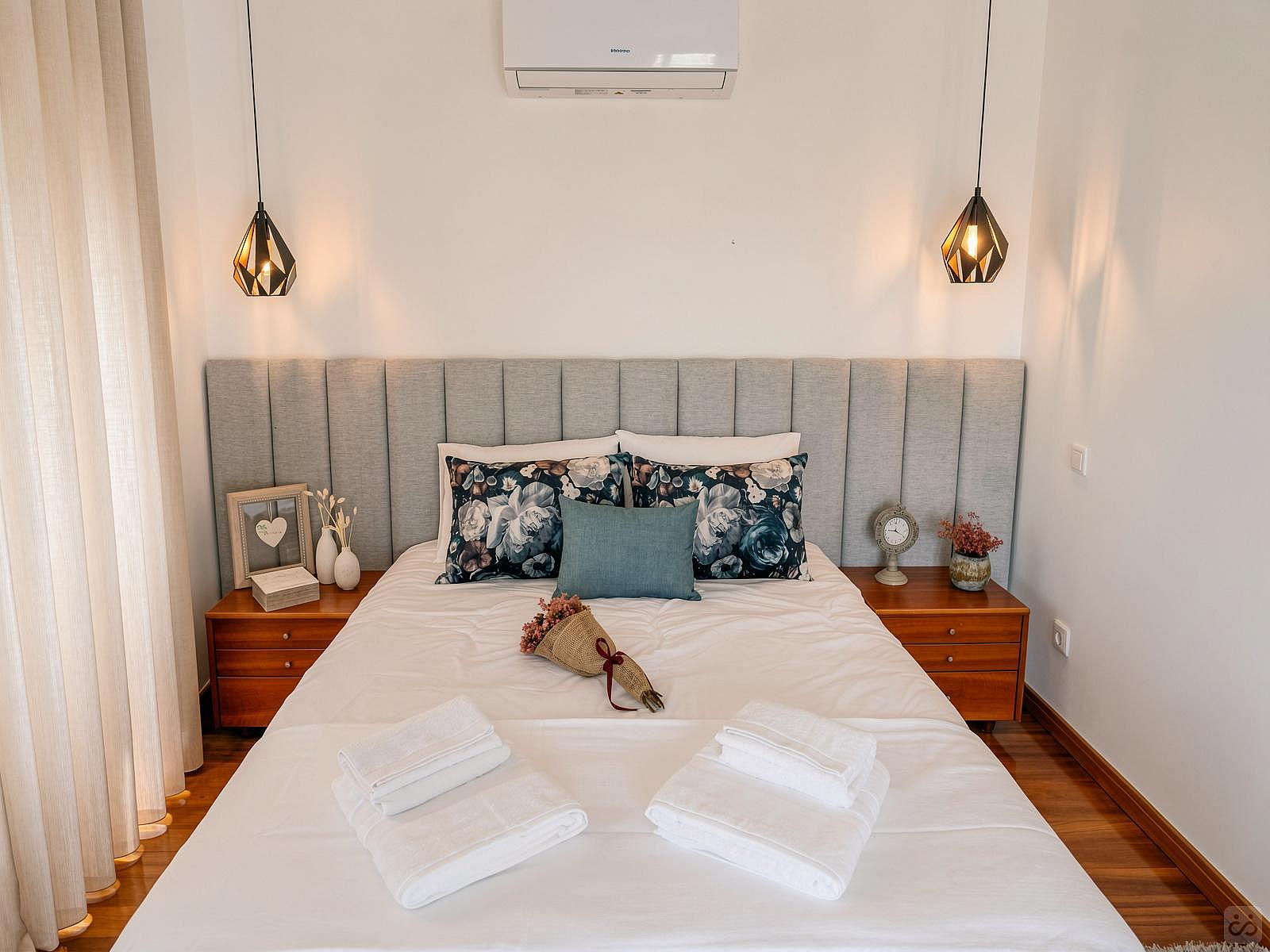 GORGEOUS Deluxe Bedroom - 87