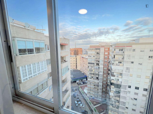 Nice single bedroom close to Facultats metro station  - Gallery -  5