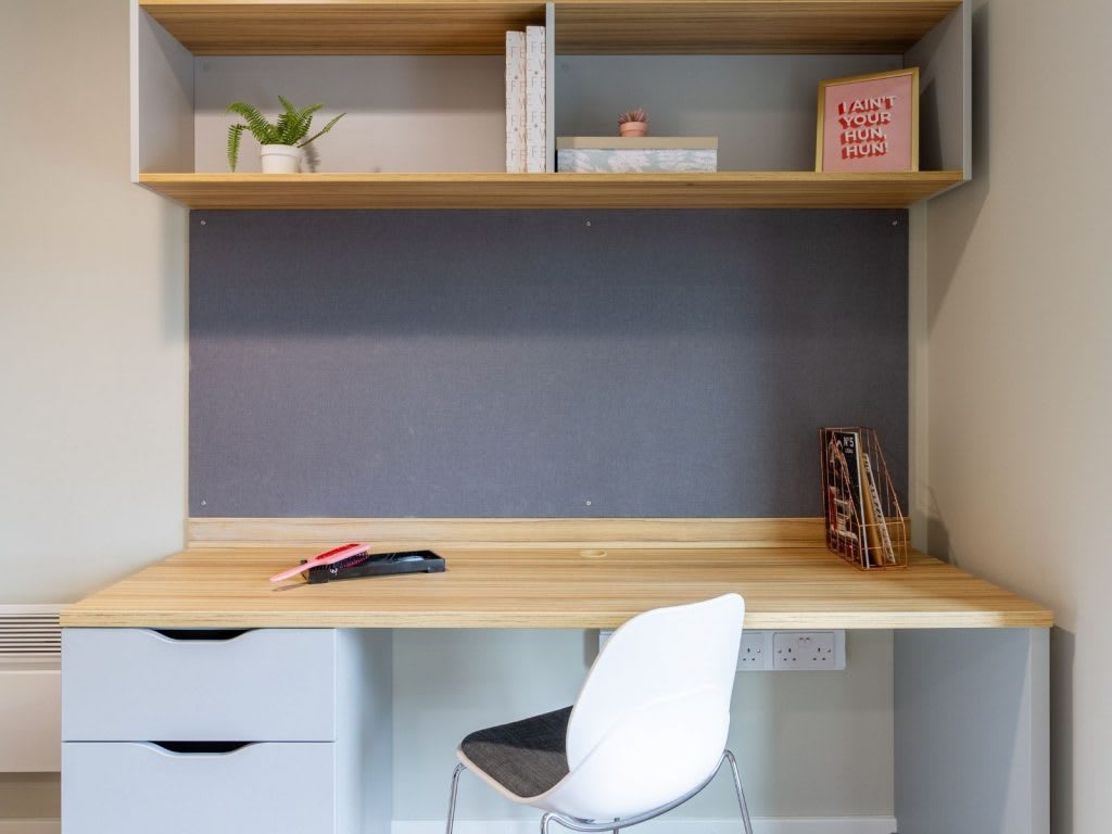  Silver Studio  -  Gulson Gardens  - Gallery -  4