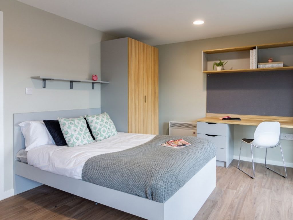  Silver Studio  -  Gulson Gardens  - Gallery -  1