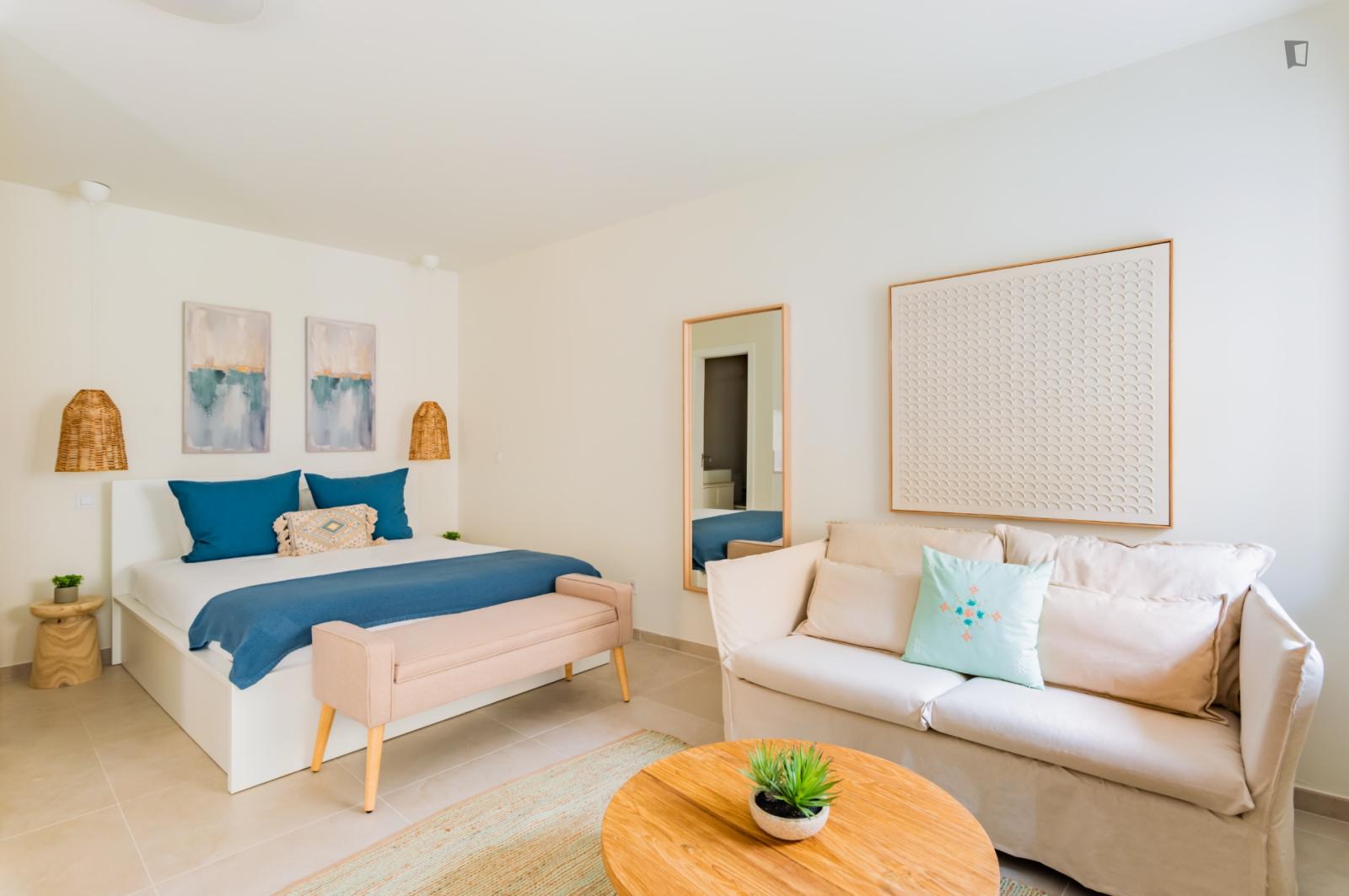  Lapa Getaway Studio With Swimming Pool  -  Lapa Getaway Studio with Swimming Pool  - Gallery -  1