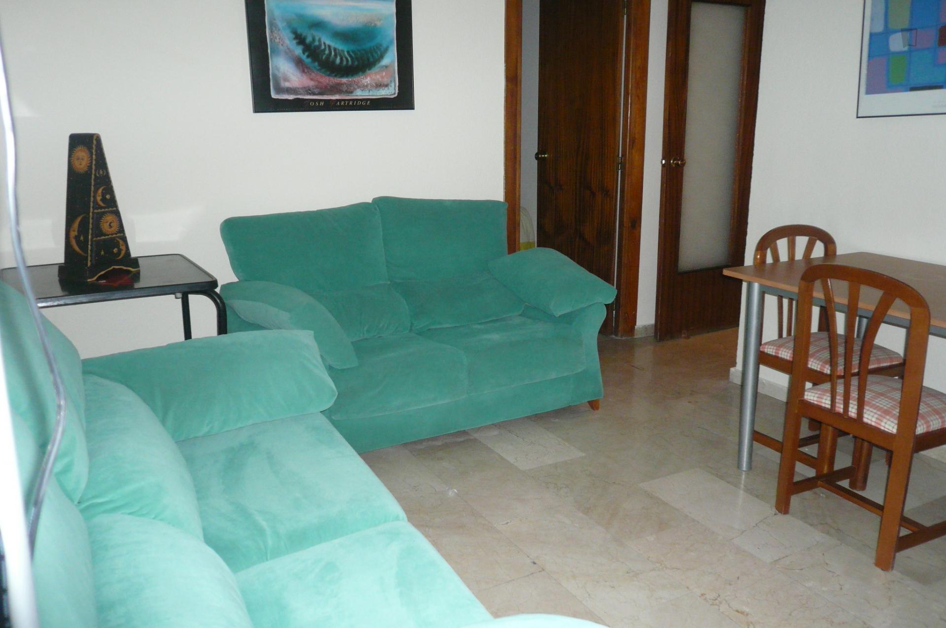 Comfortable single bedroom not far from CEGRÍ