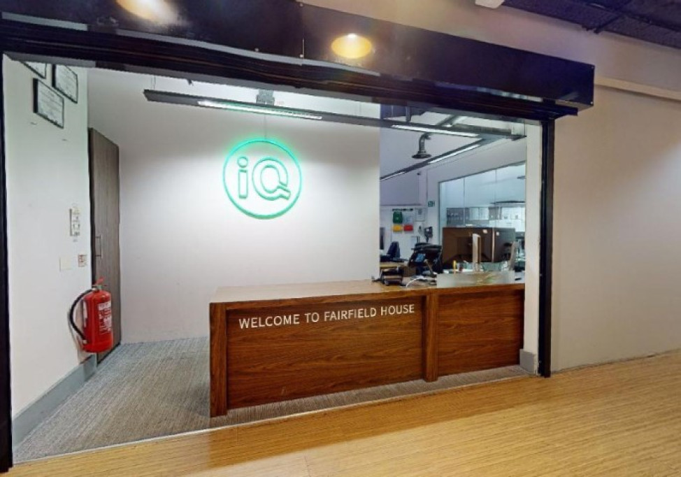 iQ Hollingworth House