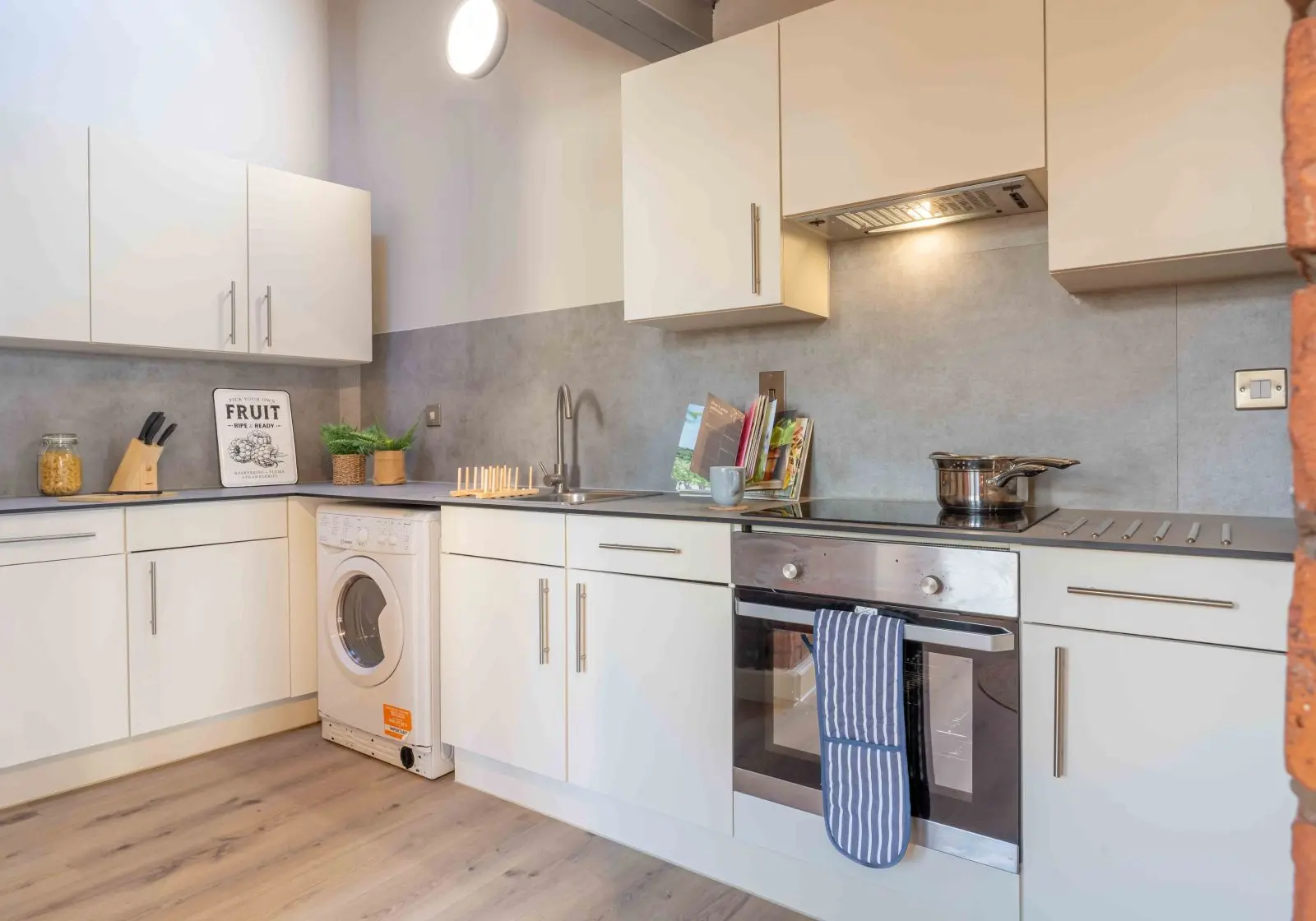  2 Bed Penthouse  -  iQ Hollingworth House  - Gallery -  3