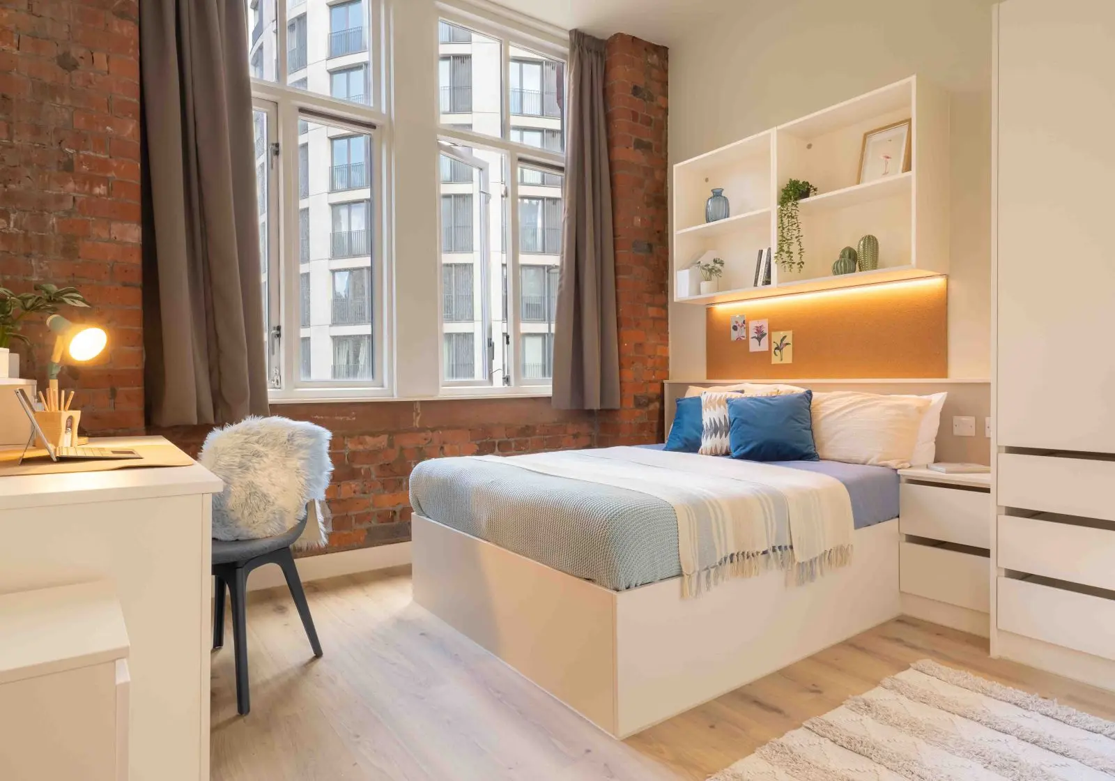  Platinum 1 Bed  -  iQ Hollingworth House  - Gallery -  1