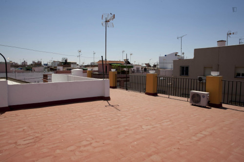 Wide and homely 3-bedroom house close to Universidad Pablo de Olavide  - Gallery -  5