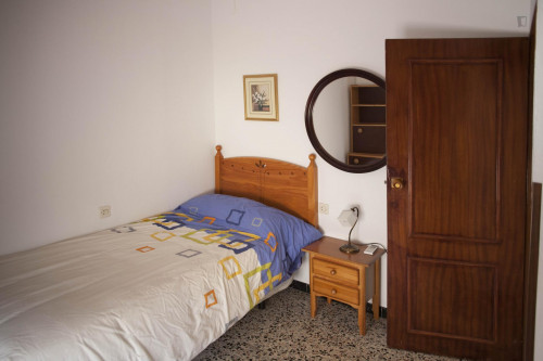 Wide and homely 3-bedroom apartment close to Universidad Pablo de Olavide - Gallery - 7
