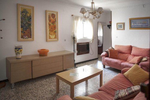 Wide and homely 3-bedroom apartment close to Universidad Pablo de Olavide - Gallery - 16