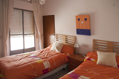 Wide and homely 3-bedroom apartment close to Universidad Pablo de Olavide - Gallery - 15