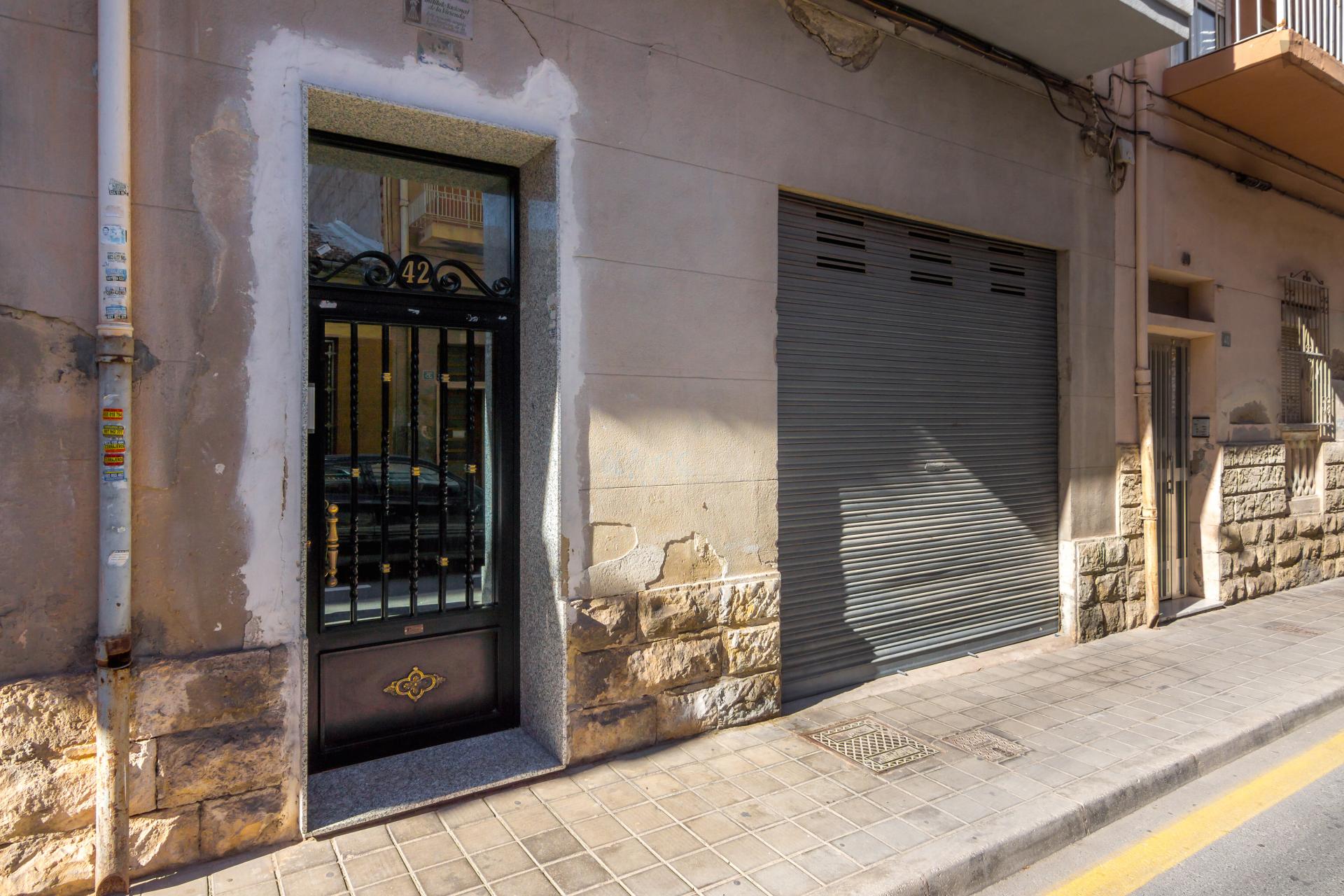 Bright double bedroom near Parc del Tossal