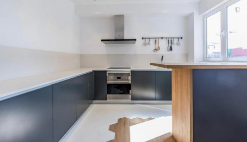 Modern double bedroom in a Luxury Apartment to Rent, Valencia, Spain - Gallery - 20