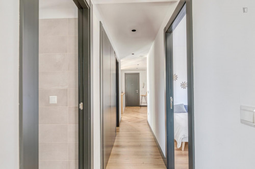 Modern double bedroom in a Luxury Apartment to Rent, Valencia, Spain - Gallery - 5