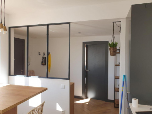 Modern double bedroom in a Luxury Apartment to Rent, Valencia, Spain - Gallery - 18