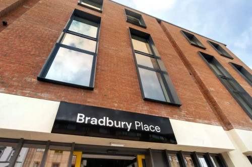 Bradbury Place - Gallery - 197