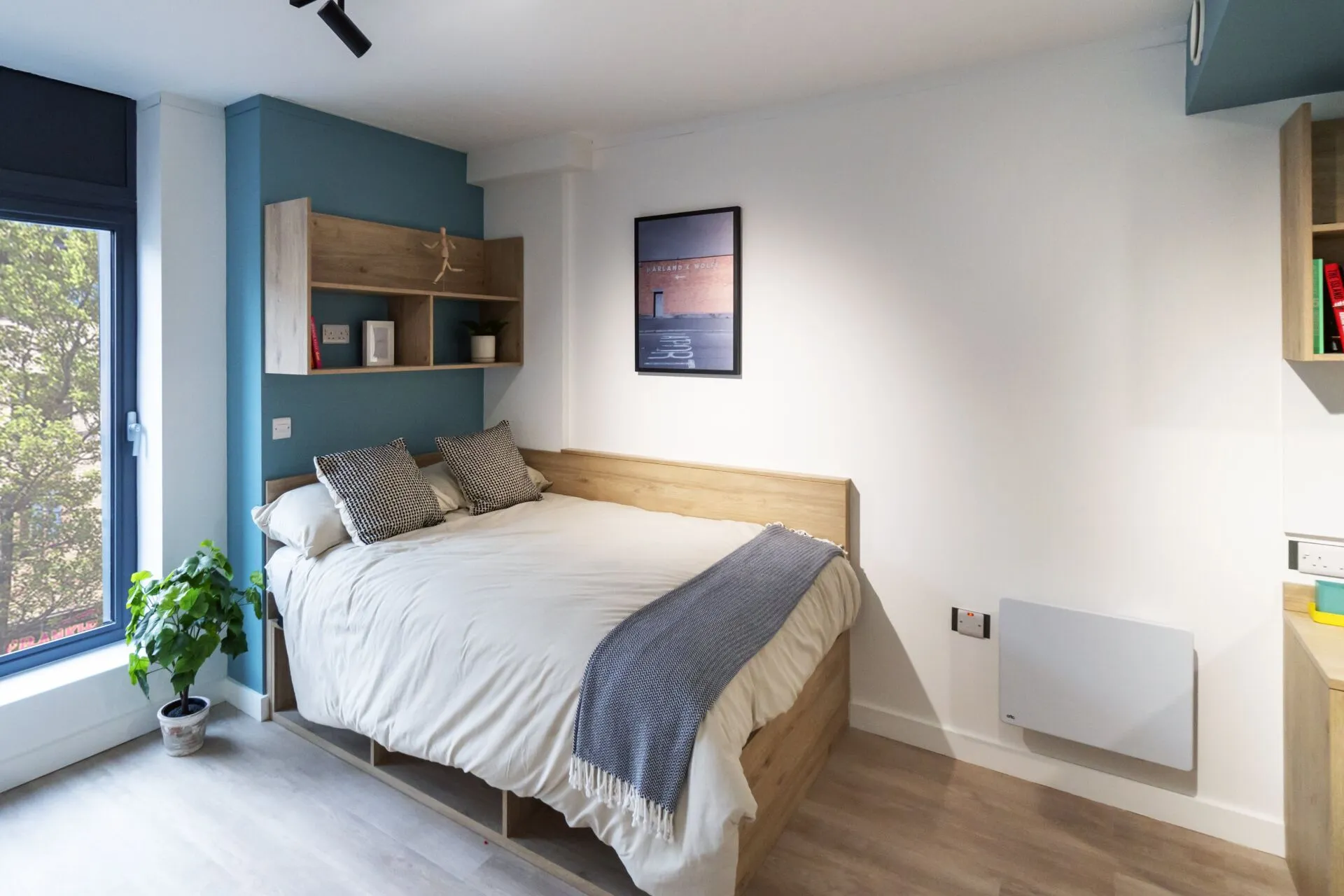 Silver En-Suite - Bradbury Place - Gallery - 1