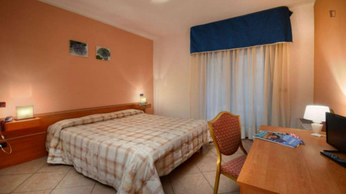 Cozy double bedroom close to Parco Regionale del Partenio - Gallery - 11