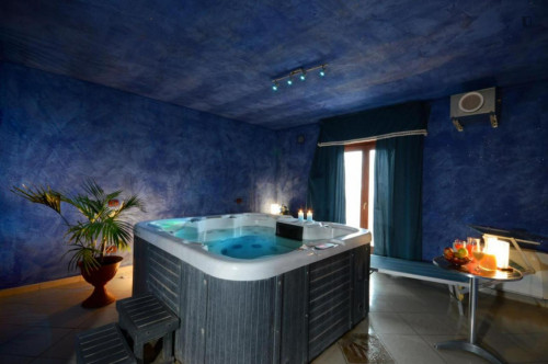 Cozy double bedroom close to Parco Regionale del Partenio - Gallery - 8