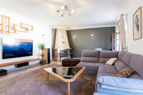 Vibrant Outstanding Complex w/ Pool