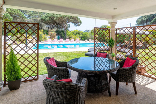 Vibrant Outstanding Complex w/ Pool