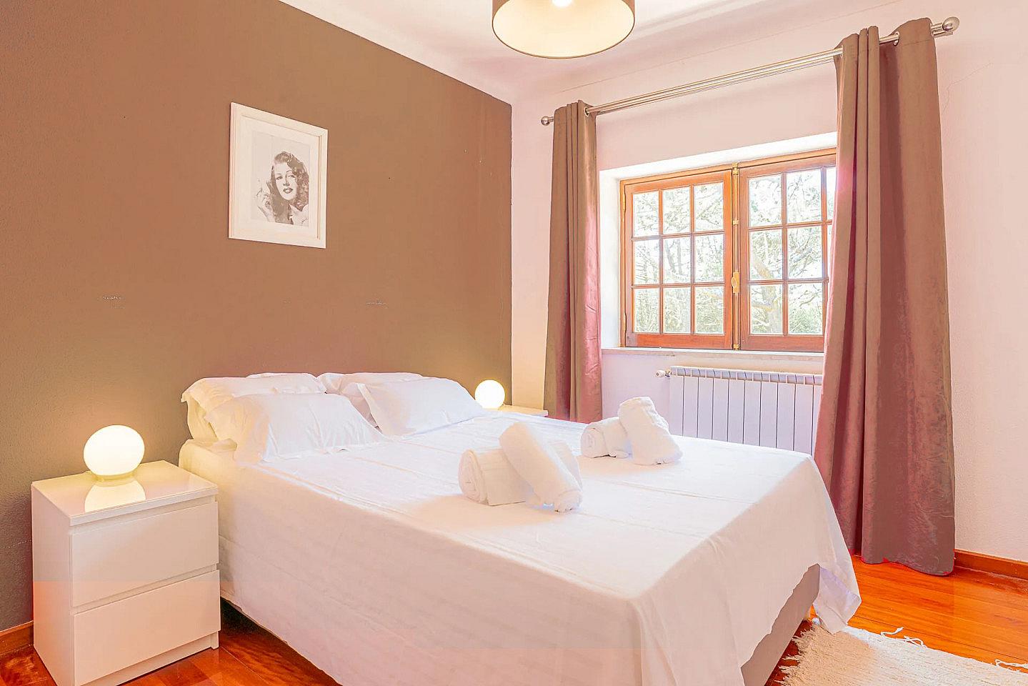  Double Private Room  -  Vibrant Outstanding Complex w/ Pool  - Gallery -  4