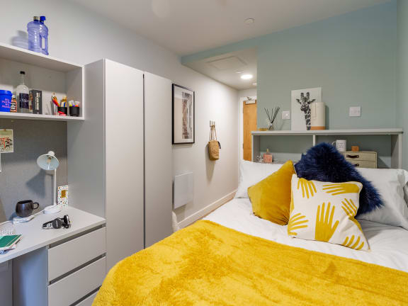  Bronze En Suite  -  The Refinery  - Gallery -  1