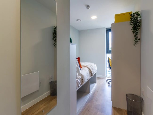  Gold En Suite  -  The Refinery  - Gallery -  3