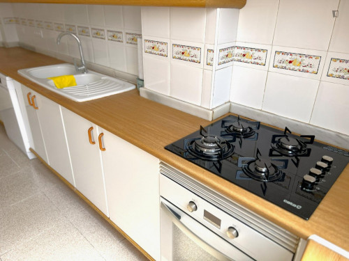 Great double bedroom in a 5-bedroom apartment, in Rascanya - Gallery - 13