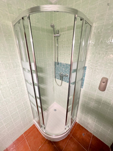Great double bedroom in a 5-bedroom apartment, in Rascanya - Gallery - 9