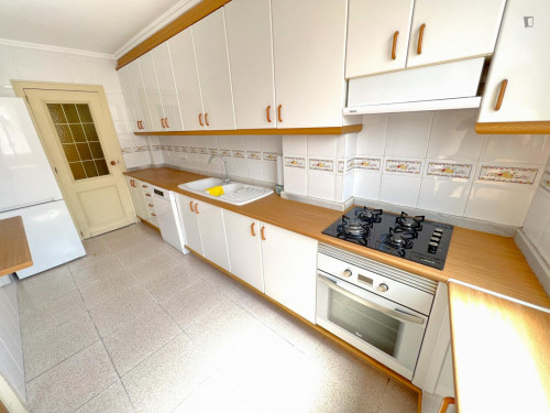 Great double bedroom in a 5-bedroom apartment, in Rascanya - Gallery - 14