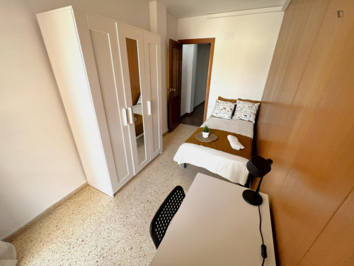 Cool ingle bedroom with balcony in Rascanya  - Gallery -  5