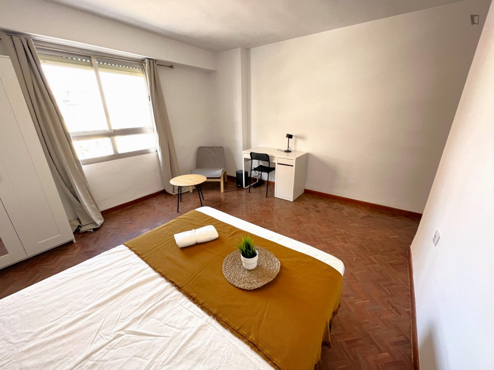 Nice Double Bedroom In Rascanya - Nice double bedroom in Rascanya - Gallery - 1