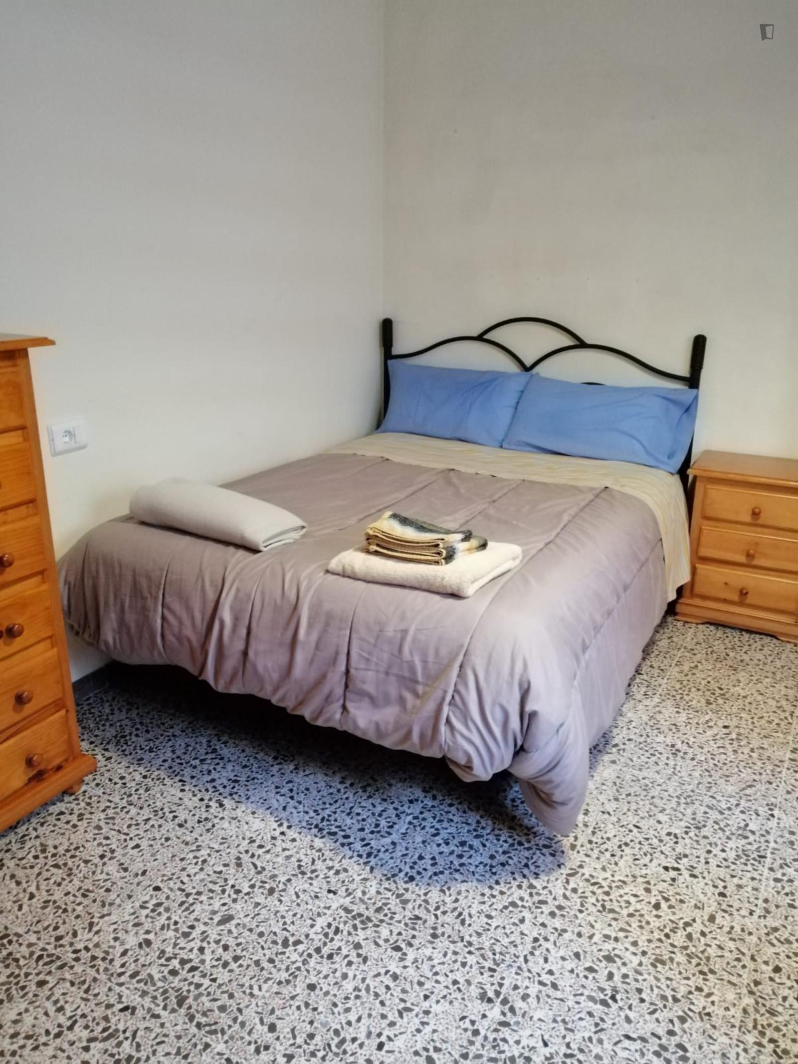  Large Double Bedroom In L'Oliverar  -  Large double bedroom in l'Oliverar  - Gallery -  1
