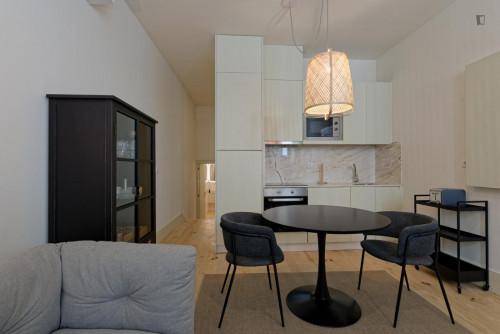 Charming 1-bedroom apartment near the Trindade metro