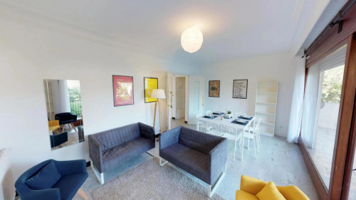 Cosy double bedroom near the Big double bedroom next to the Institute of Pharmacy Industrial - Gallery - 6