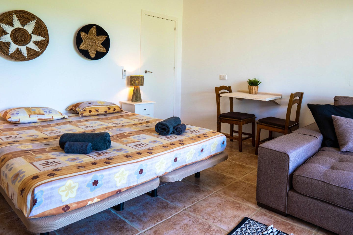  Eagle Room  -  Stunning Boho Coliving Casa with Pool and Golf Views in Tenerife House  - Gallery -  10